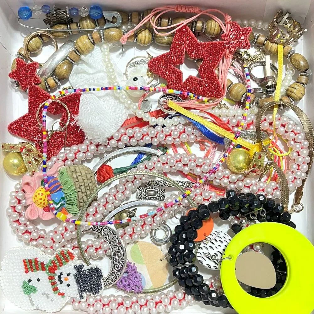 VTG - Now Repurpose Jewelry Rhinestone Beads DIY Upcycle Craft Supply Box 1#13.5